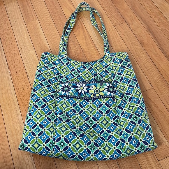 Vera Bradley tote - Picture 1 of 4